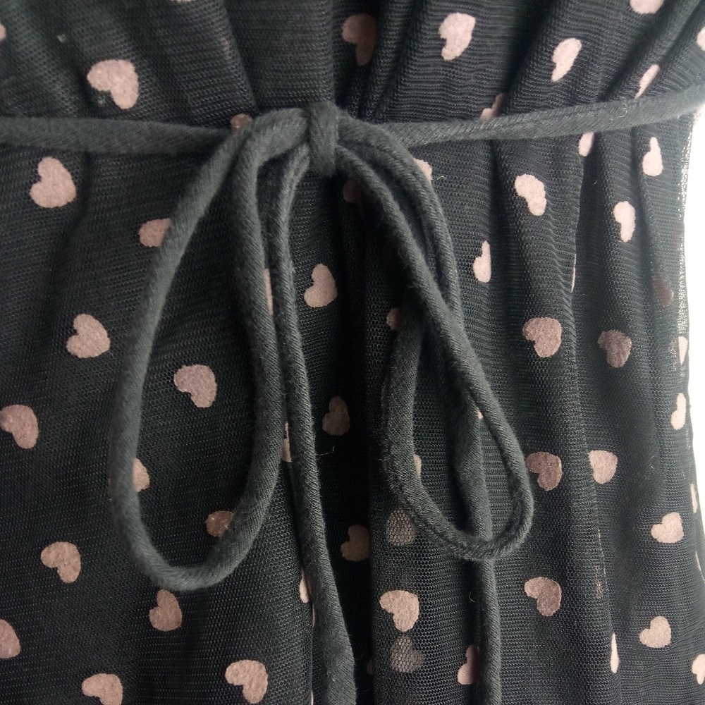 Heart Patterned Blouse - Picture 2 of 7